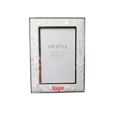 7" Retro Style Solid Wood Photo Frame